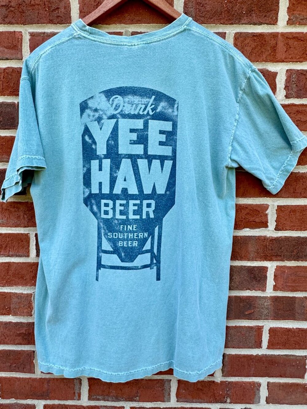 Drink Yee Haw Beer Graphic Tee Adult Medium Green Sunwashed Distressed